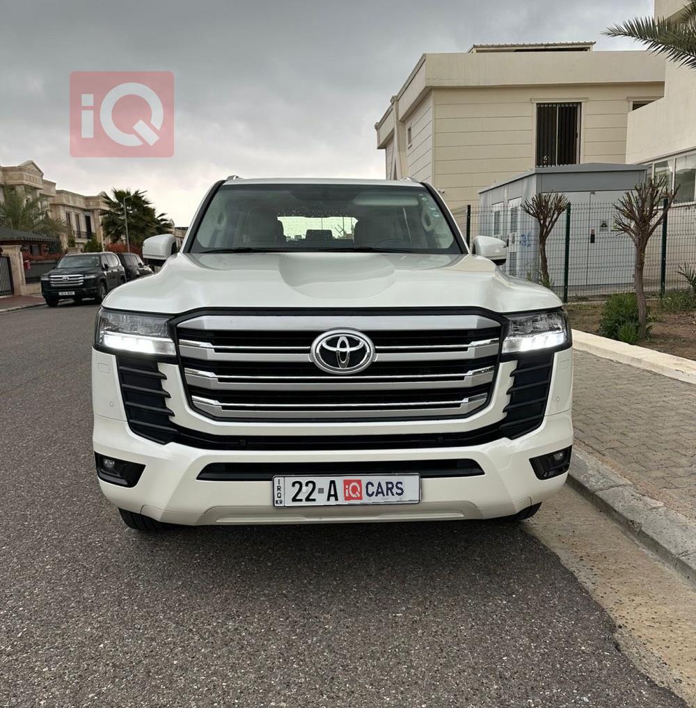 تويوتا لاندكروزر